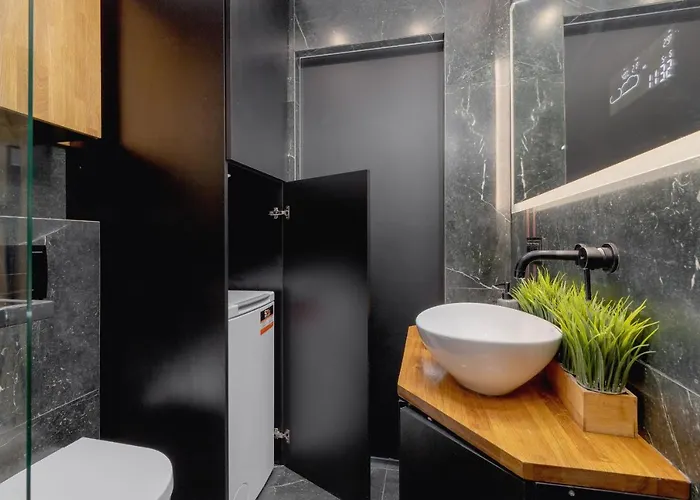 Apartamento Modern & Spacious With Air Conditioning & Parking By Renters Prestige Cracóvia