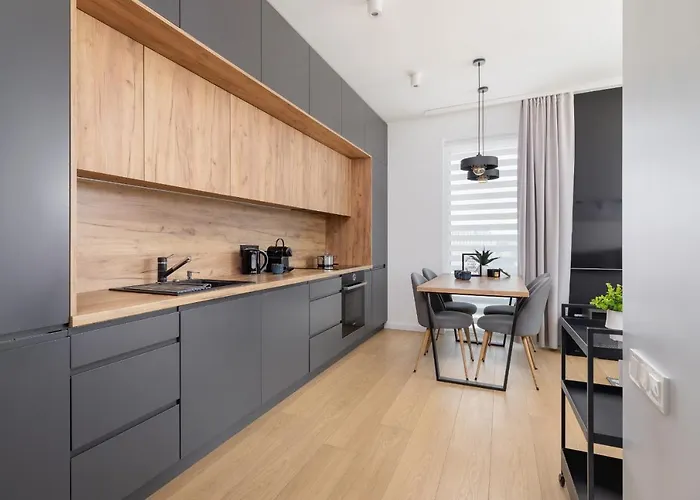 Apartamento Modern & Spacious With Air Conditioning & Parking By Renters Prestige Cracovia