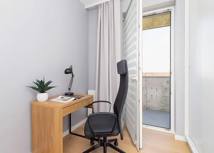 Apartamento Modern & Spacious With Air Conditioning & Parking By Renters Prestige